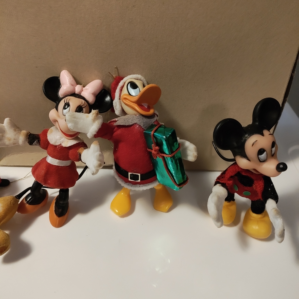 4 Disney Vintage Christmas Figurine Set - Red, Black, White, Orange